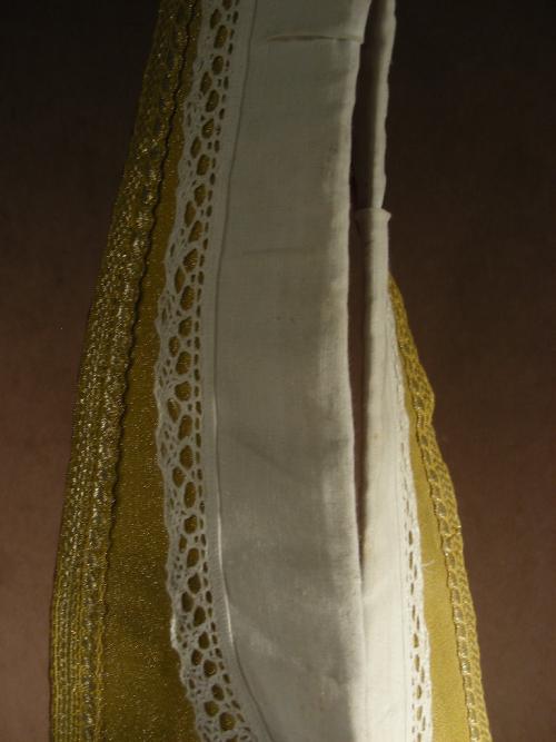 Great Stole With Embroideries in Gold thread.
